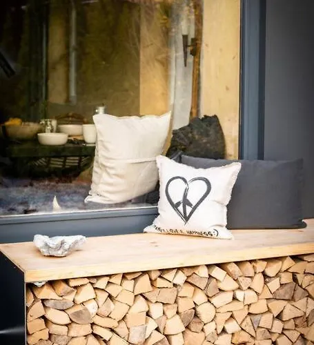 Basecamp Salzkammergut - Exklusives Mitten Im Salzkammergut Saint Wolfgang